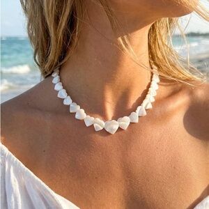 VINTAGE Mother of Pearl Heart Choker Necklace - Genuine Shell BOHO